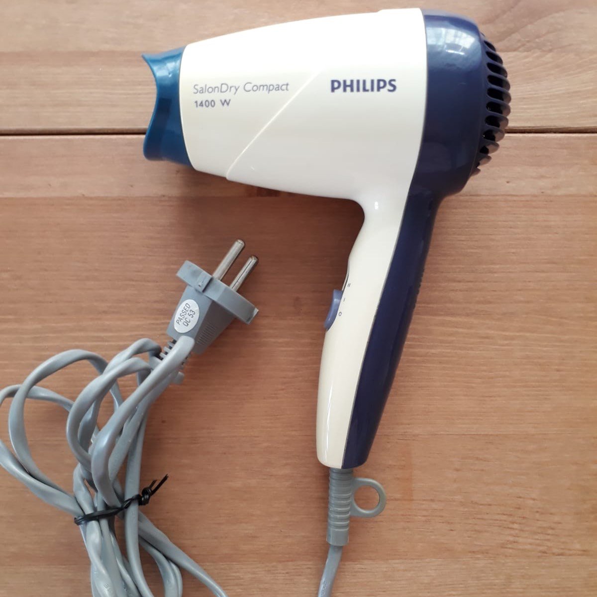 Philips salondry 2025 compact 1400w